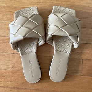 Bottega Veneta Lido Flat Sandals